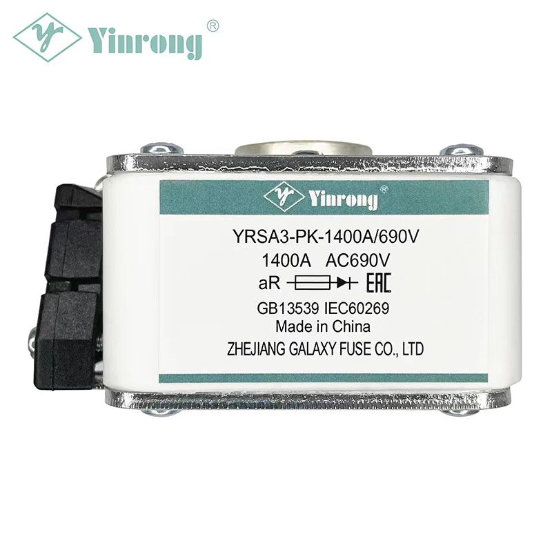 690V Flush End Square Gövdə Yüksək Sürətli Sigorta